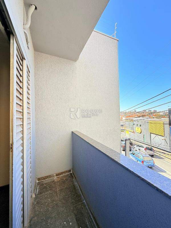 Casa Residencial para aluguel no bairro Centro: Sacada Dormitório