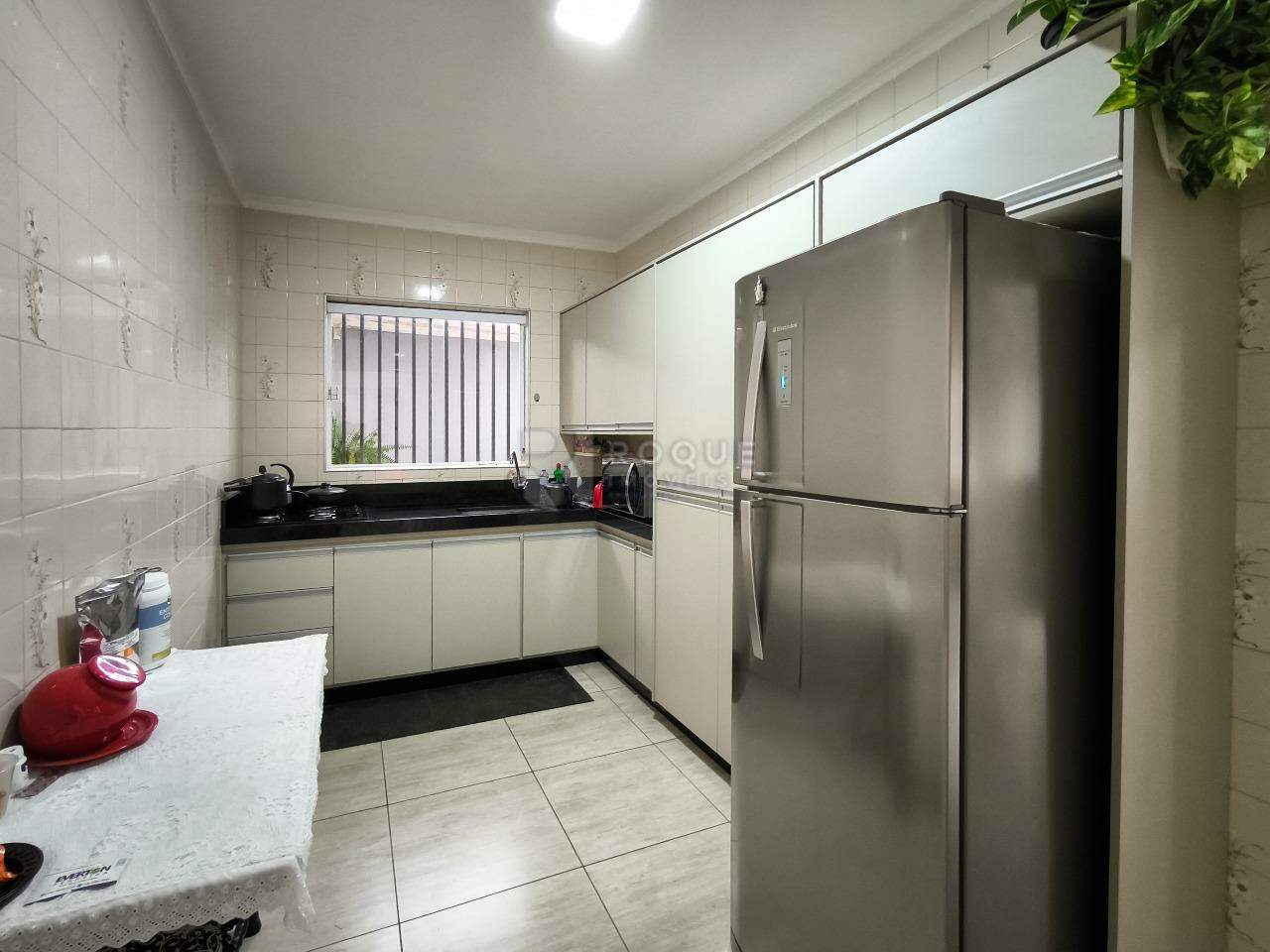 Casa Residencial à venda no bairro Jardim Maria Flora: COZINHA