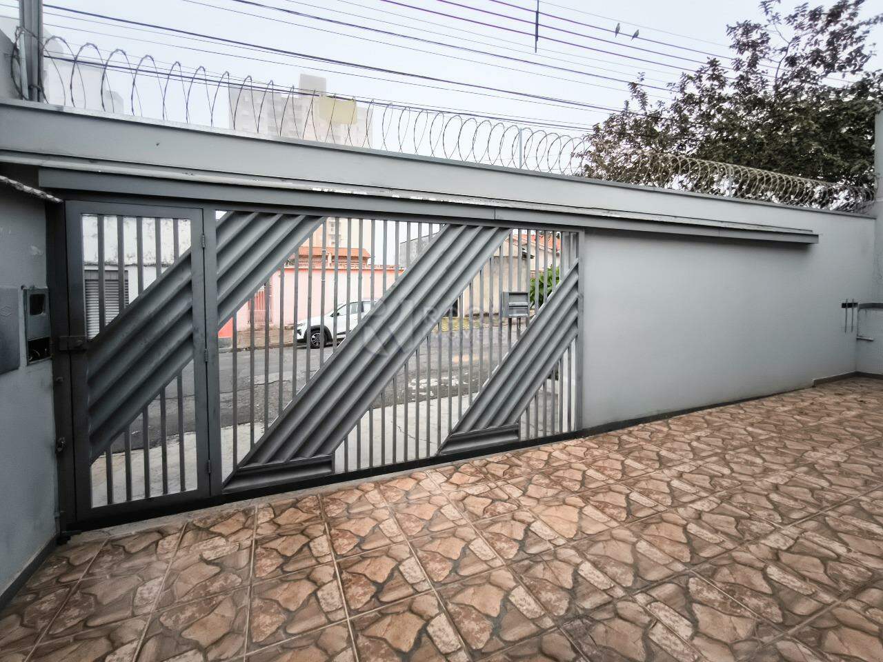 Casa Residencial à venda no bairro Jardim Maria Flora: ENTRADA