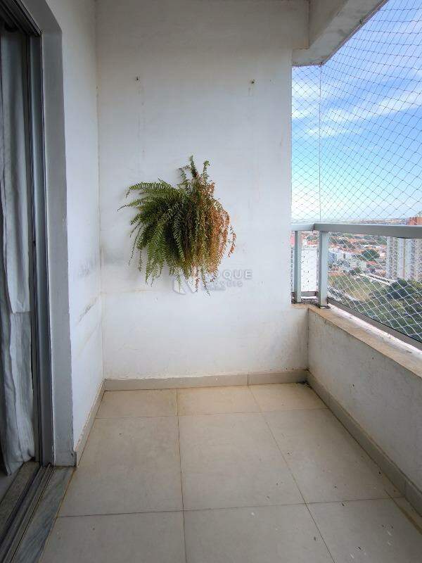 Apartamento à venda no bairro Chácaras Antonieta: SACADA