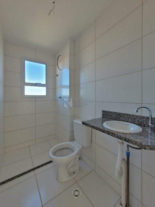 Apartamento à venda no bairro Jardim Orestes Veroni: WC Social