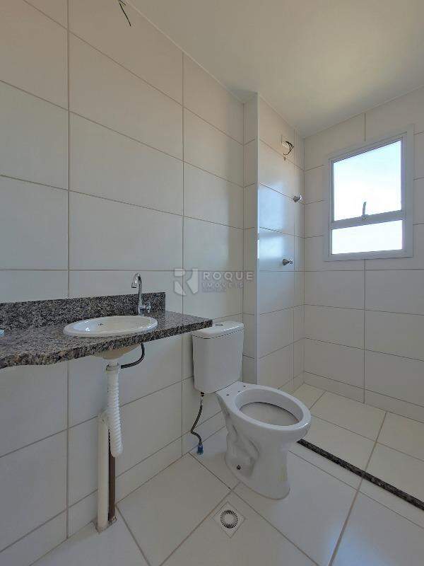 Apartamento à venda no bairro Jardim Orestes Veroni: WC Suíte