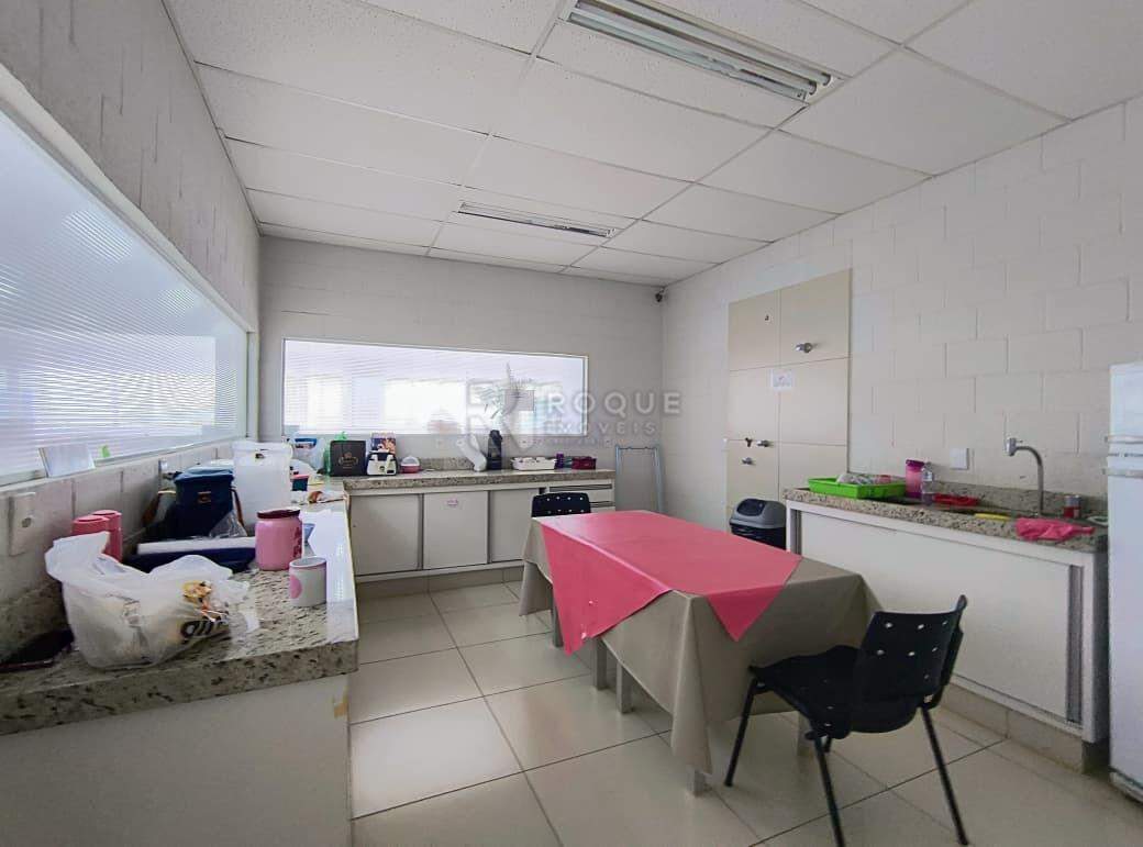 Barracão/Galpão para aluguel no bairro Jardim Anhanguera: Cozinha