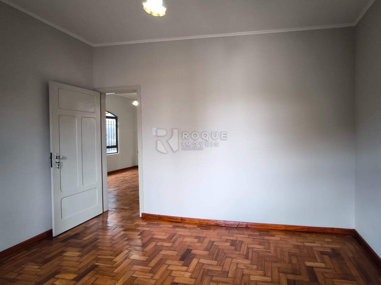 Casa Residencial para aluguel no bairro Centro: DORMITÓRIO 1