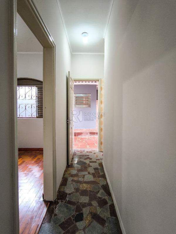Casa Residencial para aluguel no bairro Centro: CORREDOR INTERNO