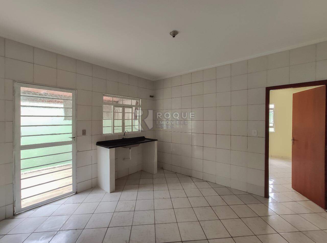 Casa Residencial à venda no bairro Jardim Residencial Recanto Alvorada: Cozinha 