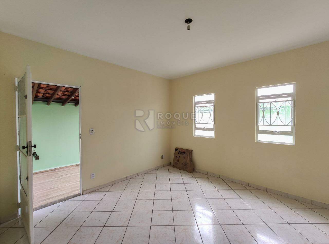 Casa Residencial à venda no bairro Jardim Residencial Recanto Alvorada: Sala 