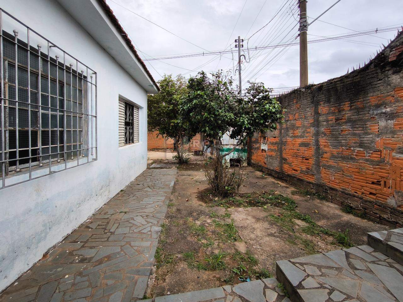 Casa Residencial à venda no bairro Jardim Nossa Senhora do Amparo: JARDIM