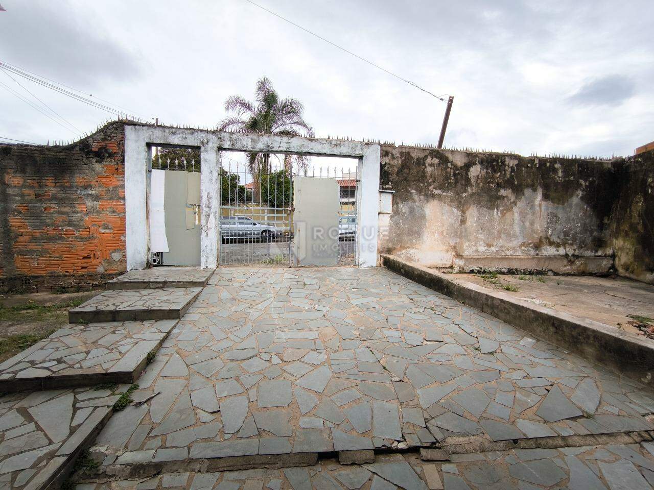 Casa Residencial à venda no bairro Jardim Nossa Senhora do Amparo: ENTRADA