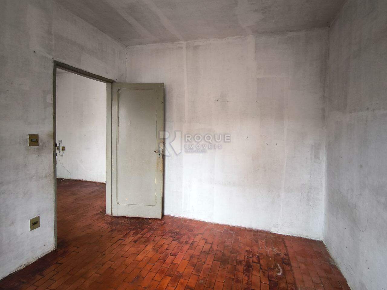 Casa Residencial à venda no bairro Jardim Nossa Senhora do Amparo: DORMITÓRIO 1