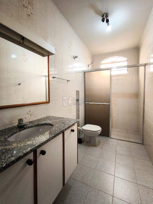 Casa Residencial à venda no bairro Jardim Maria Bruschi Modeneis: BANHEIRO SOCIAL