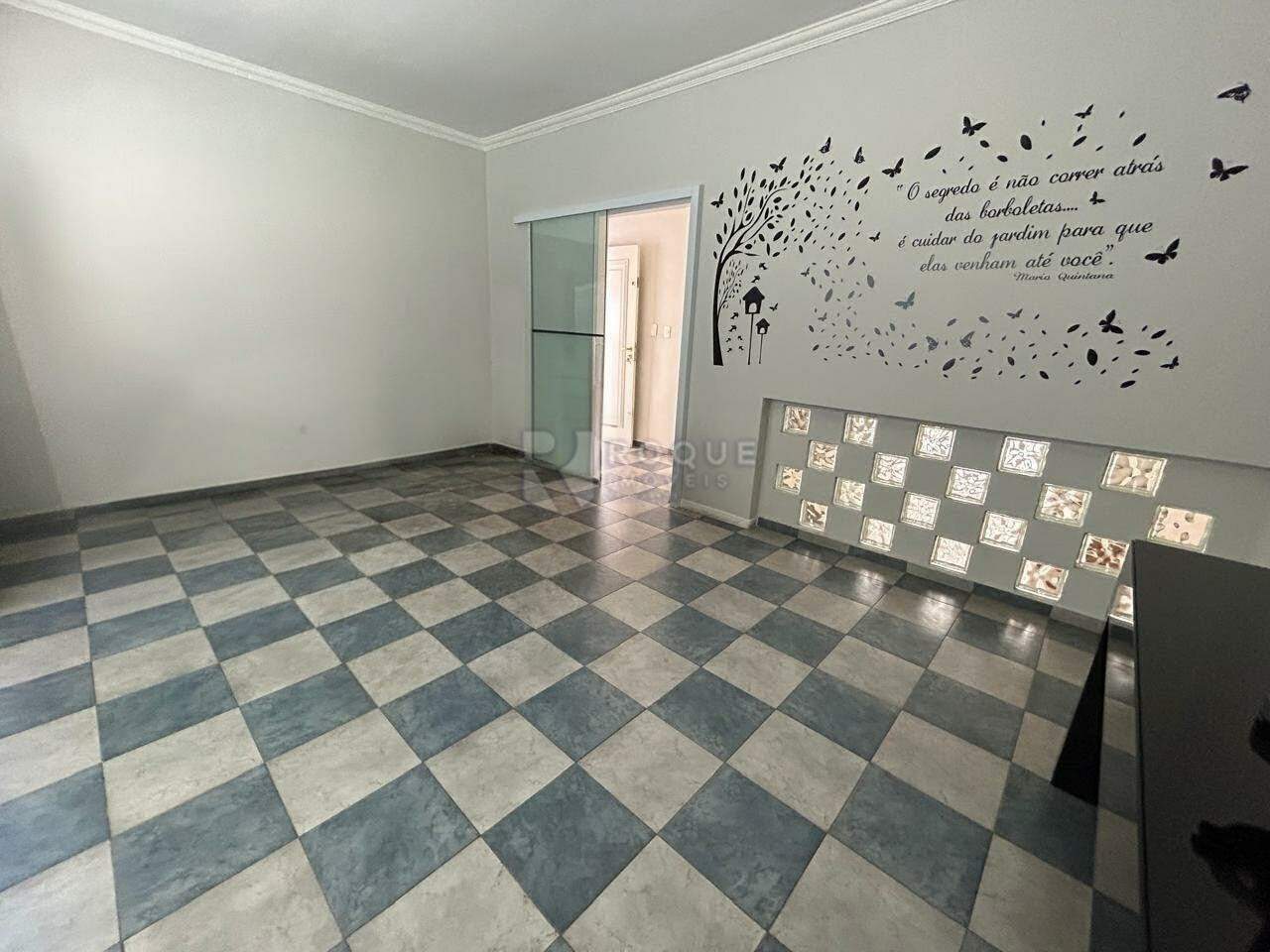 Casa Residencial à venda no bairro Jardim São Roque: Sala