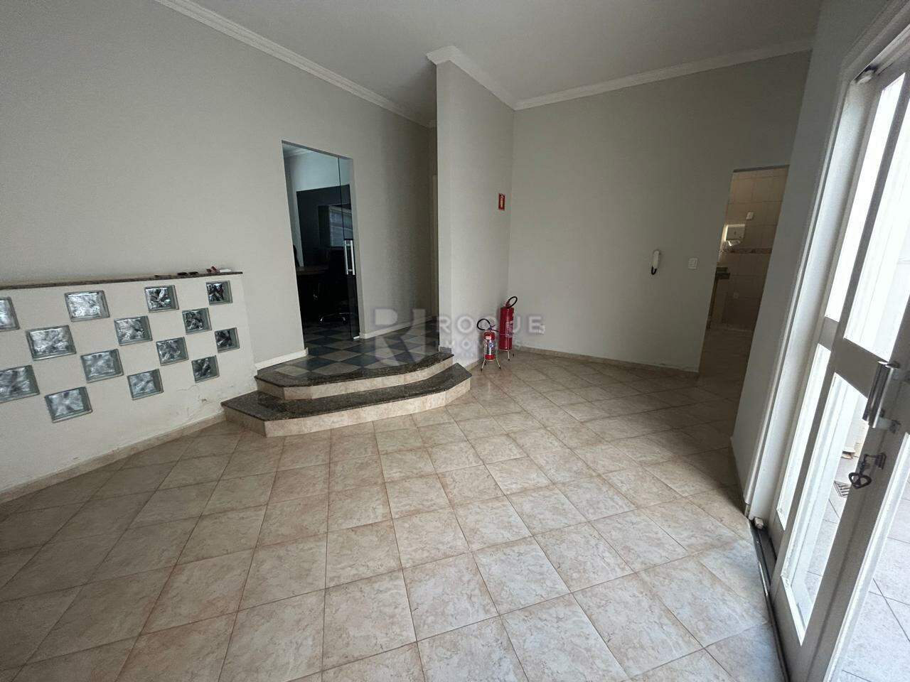 Casa Residencial à venda no bairro Jardim São Roque: Sala