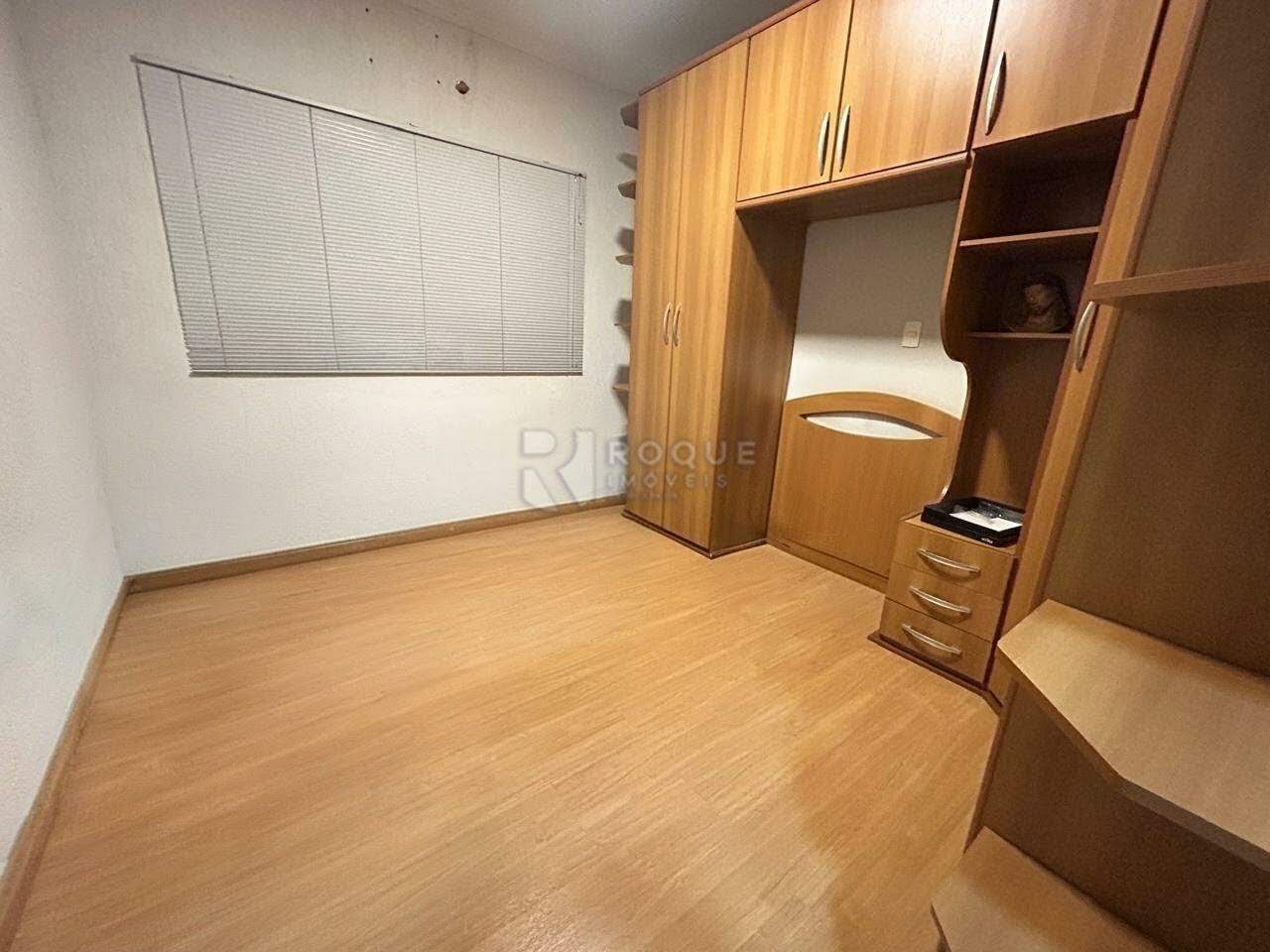 Casa Residencial à venda no bairro Jardim São Roque: Dormitório 2