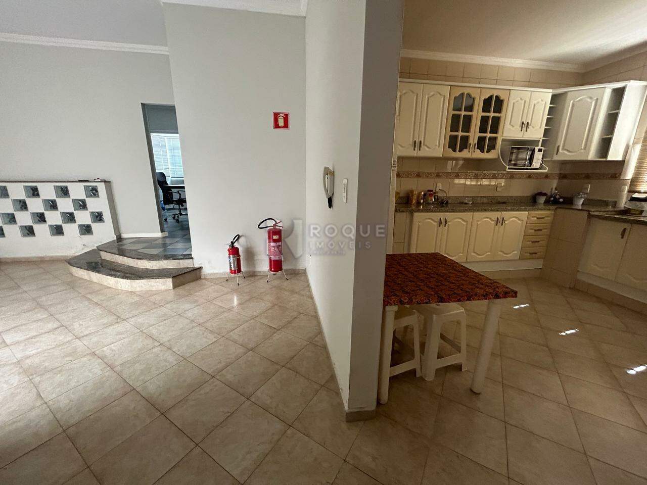 Casa Residencial à venda no bairro Jardim São Roque: Cozinha