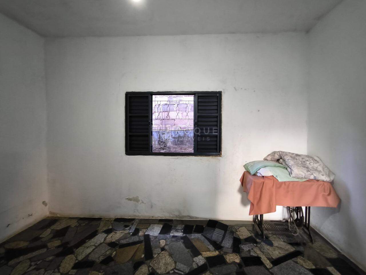 Casa Residencial à venda no bairro Parque Hippolyto: DORMITÓRIO 1