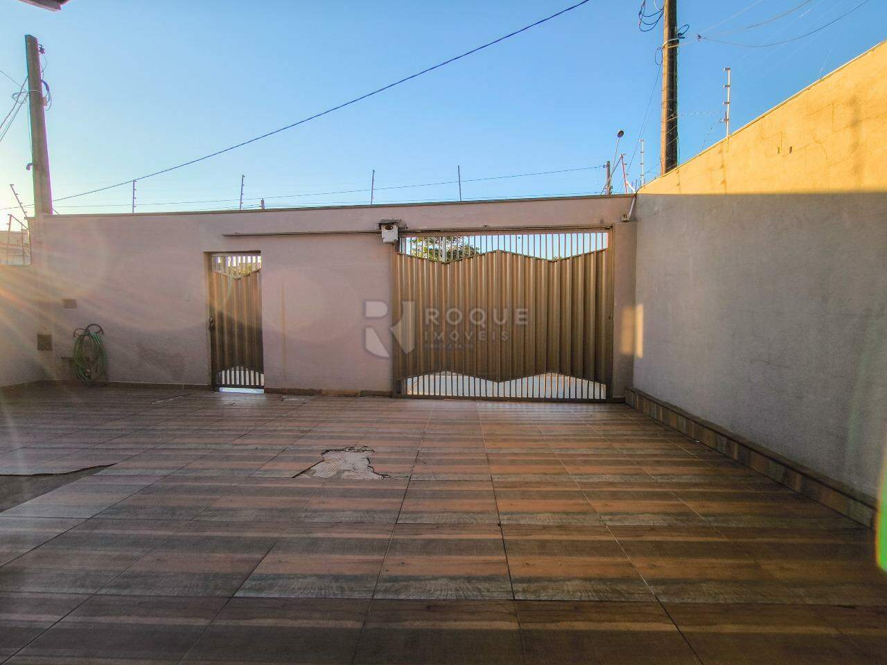 Casa Residencial à venda no bairro Vila Independência: PORTÃO AUTOMÁTICO