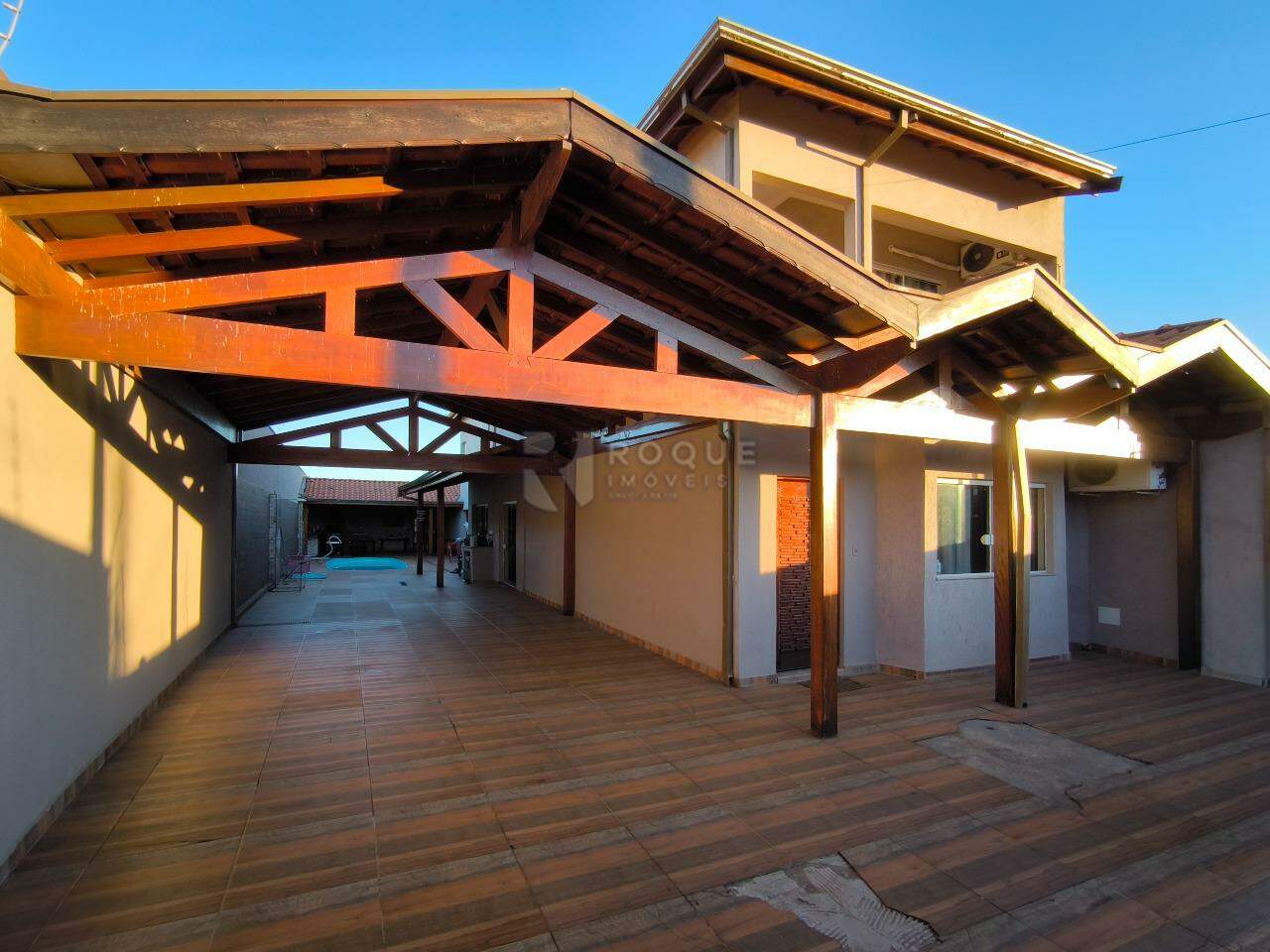 Casa Residencial à venda no bairro Vila Independência: FRENTE