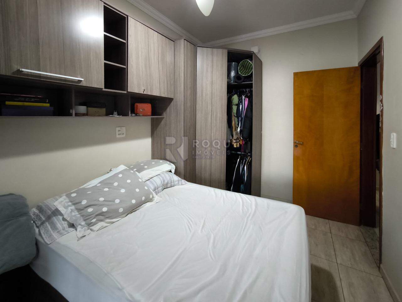 Casa Residencial à venda no bairro Vila Independência: DORMITÓRIO 1