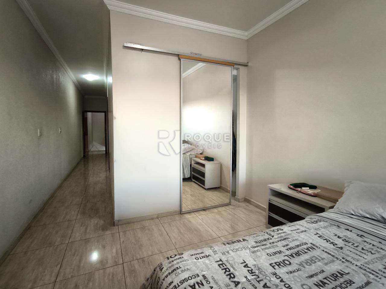 Casa Residencial à venda no bairro Vila Independência: SUÍTE