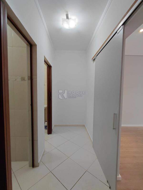 Salão para aluguel no bairro Vila Santa Rosália: Hall