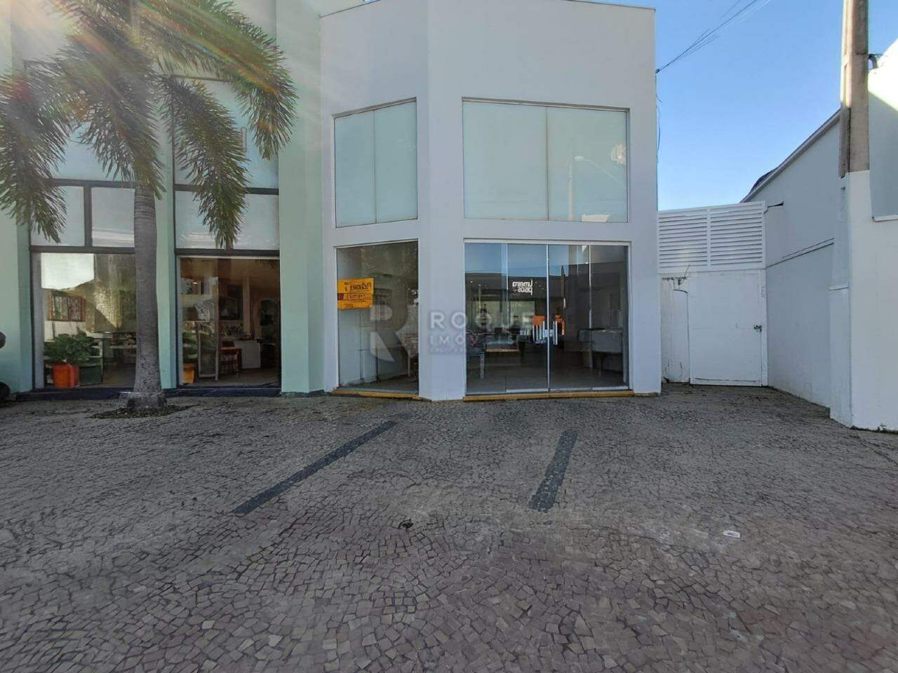 Salão para aluguel no bairro Vila Santa Rosália: Fachada