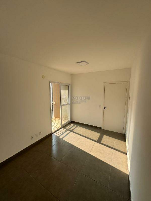 Apartamento para aluguel no bairro Residencial Rubi: Sala