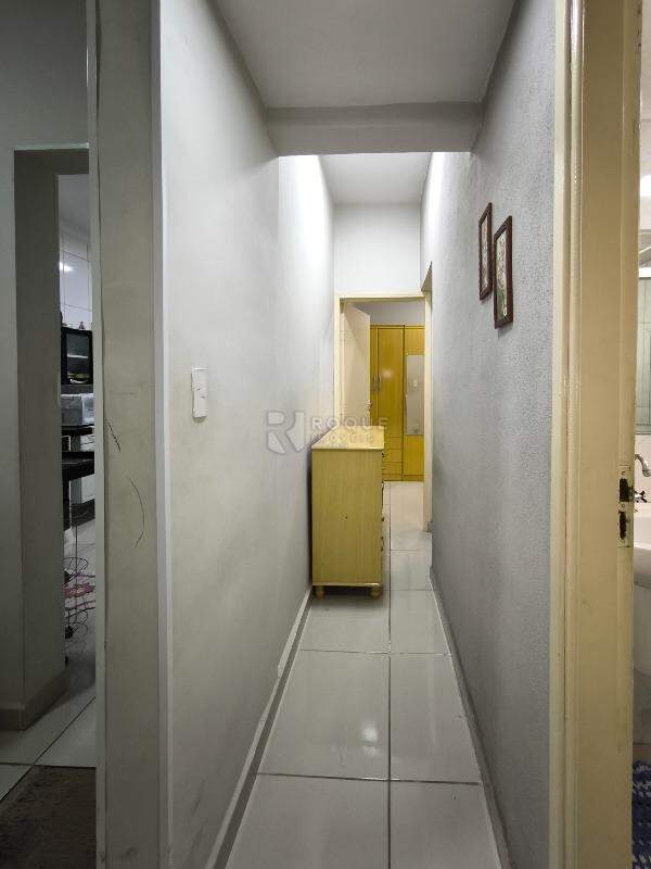 Casa Residencial à venda no bairro Parque Residencial Abílio Pedro: CORREDOR INTERNO