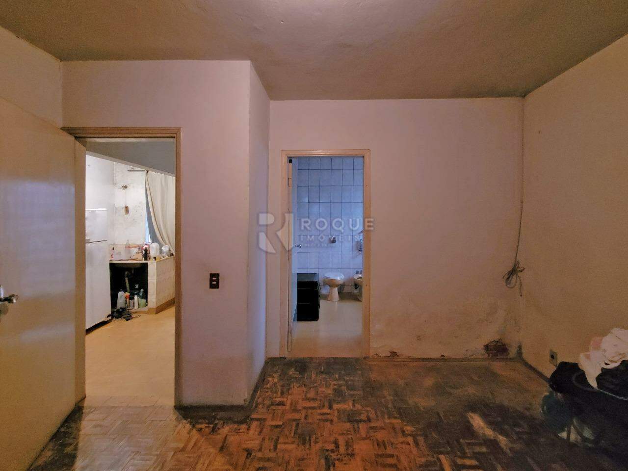 Casa Residencial à venda no bairro Vila Camargo: Suíte