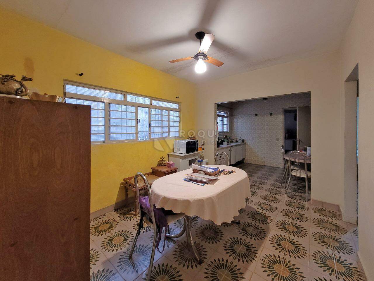 Casa Residencial à venda no bairro Vila Camargo: Sala de jantar