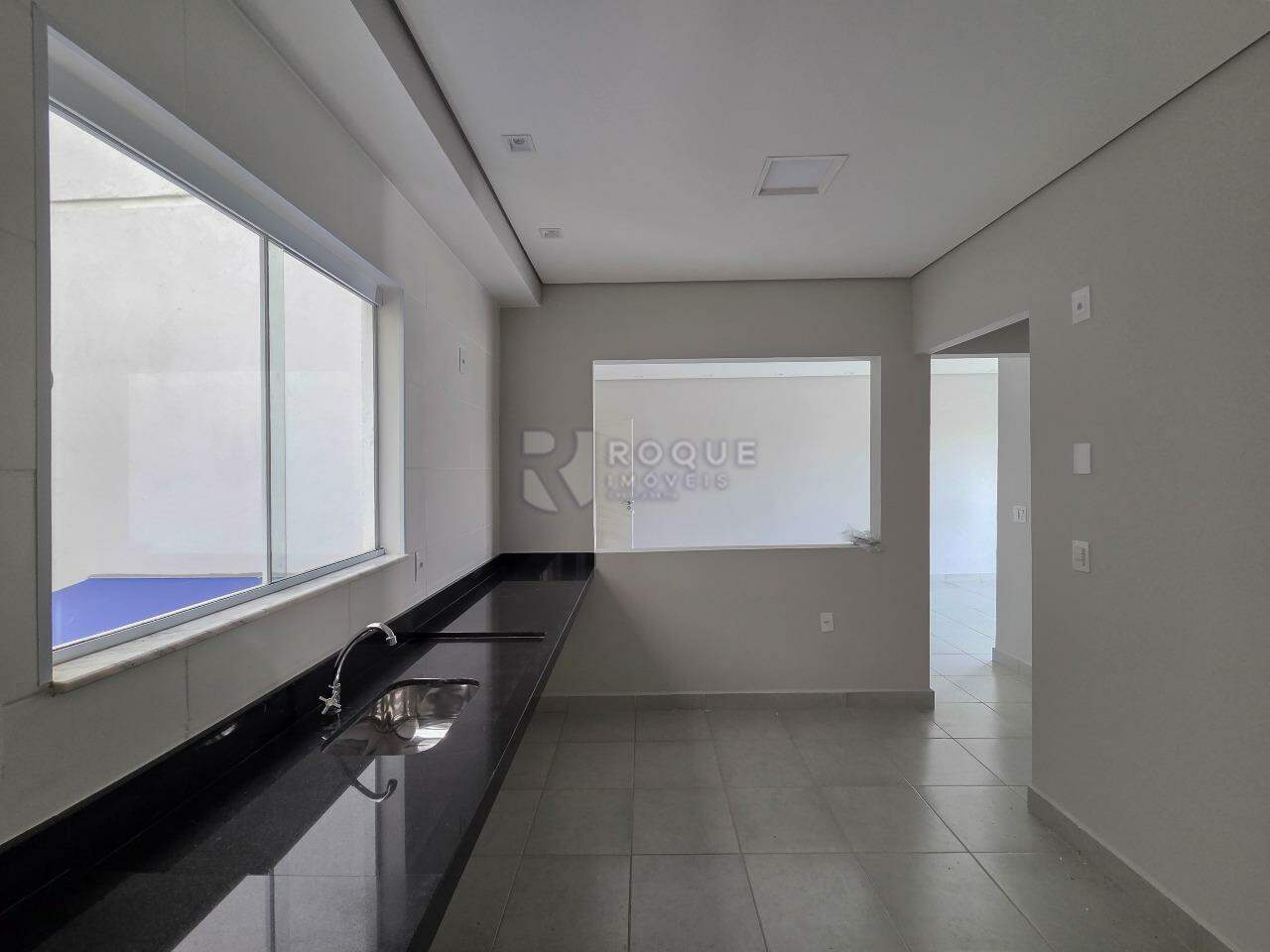 Apartamento para aluguel no bairro Jardim Santa Adélia: Cozinha 