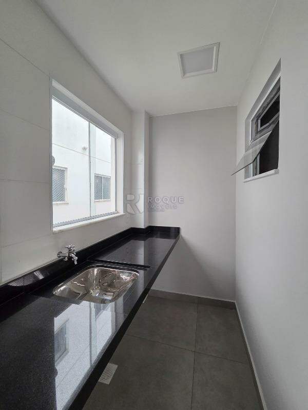 Apartamento para aluguel no bairro Jardim Santa Adélia: Área de serviço