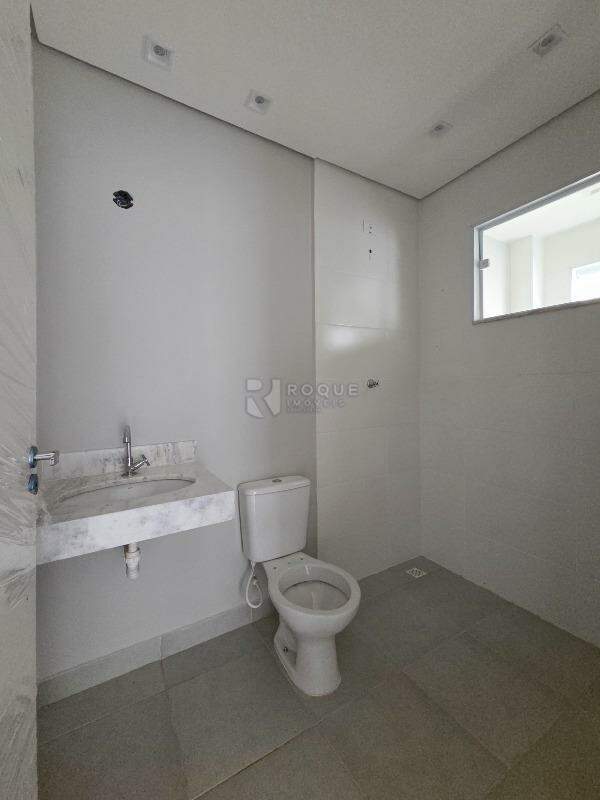 Apartamento para aluguel no bairro Jardim Santa Adélia: WC social 