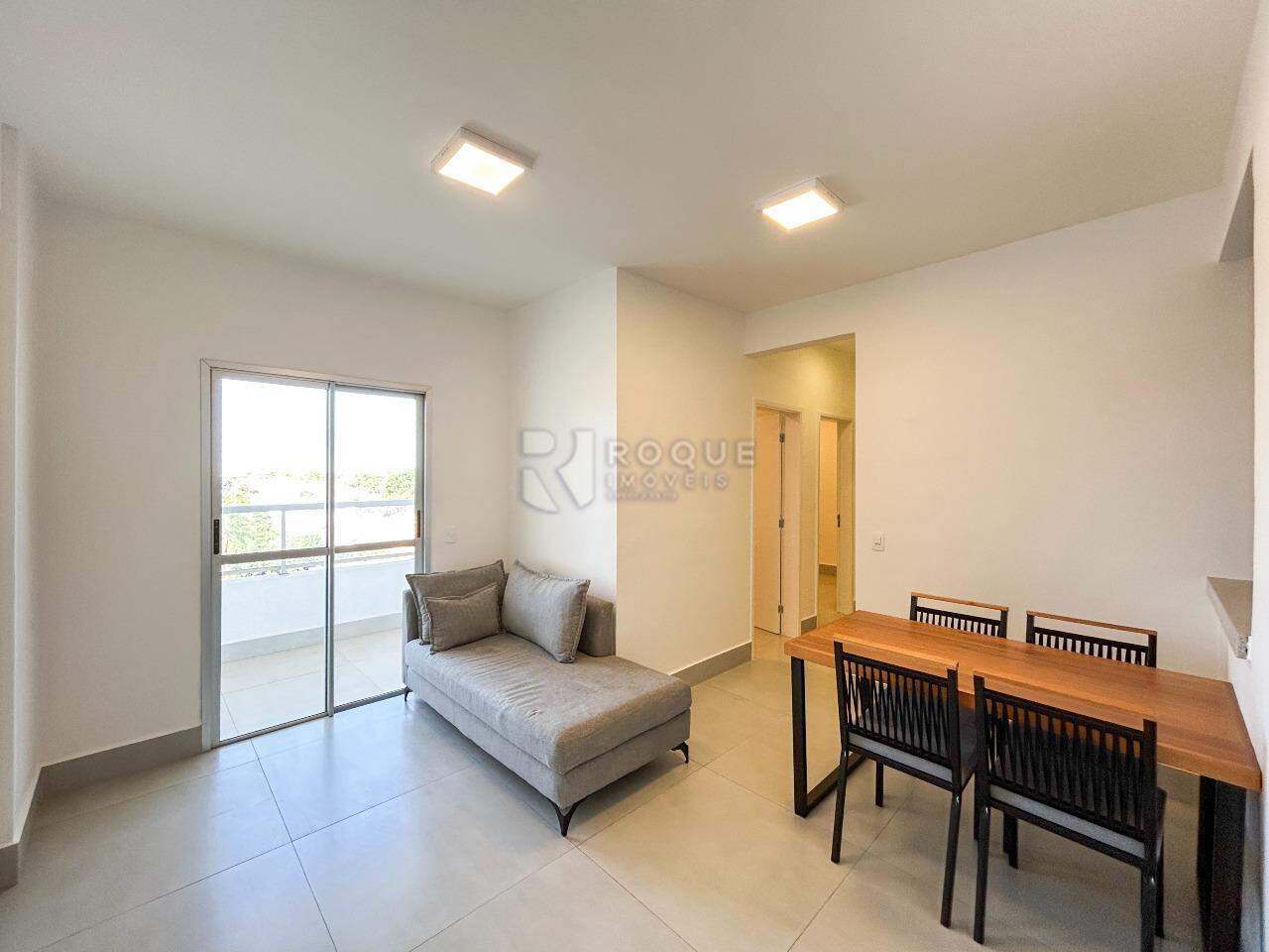 Apartamento para aluguel no bairro Chácaras Antonieta: Sala