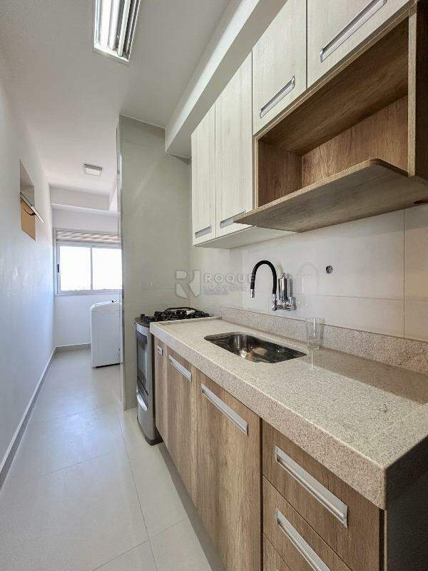 Apartamento para aluguel no bairro Chácaras Antonieta: Cozinha