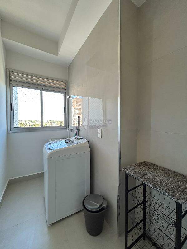 Apartamento para aluguel no bairro Chácaras Antonieta: Área de serviço