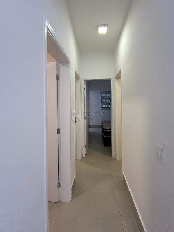 Apartamento para aluguel no bairro Chácaras Antonieta: Hall