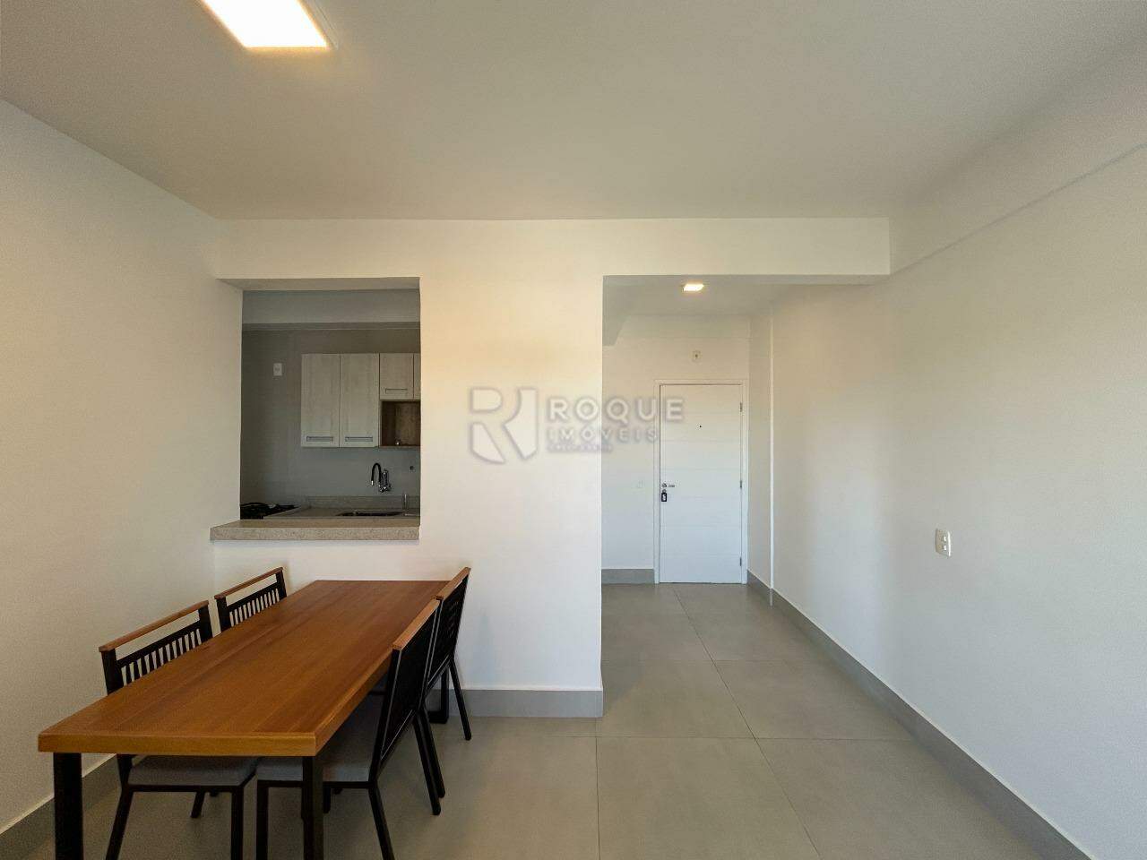 Apartamento para aluguel no bairro Chácaras Antonieta: Sala