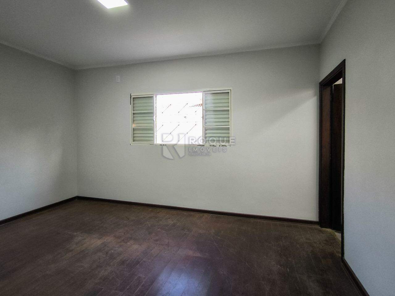 Casa Residencial à venda no bairro Jardim Paulista: SUÍTE