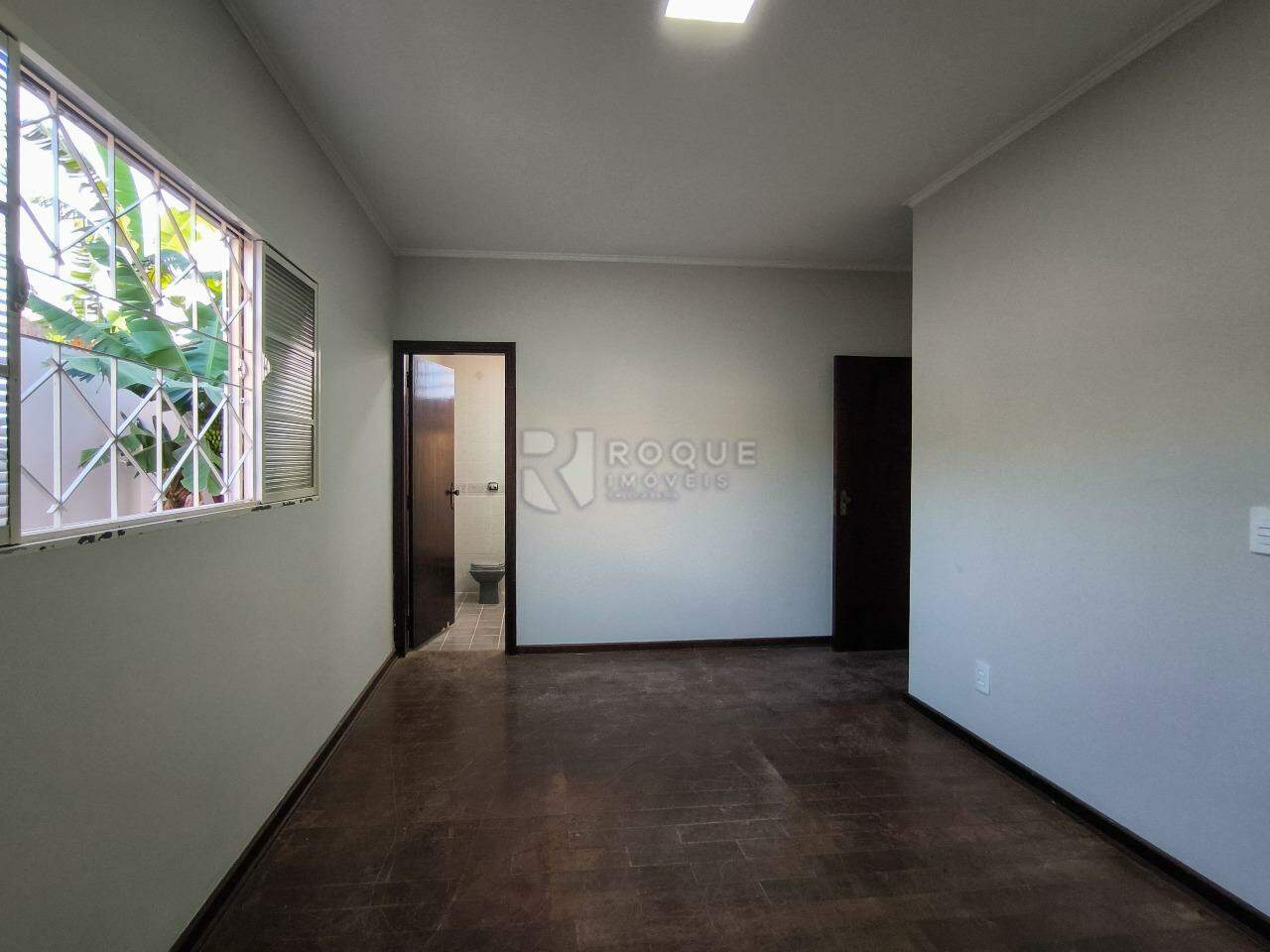 Casa Residencial à venda no bairro Jardim Paulista: SUÍTE