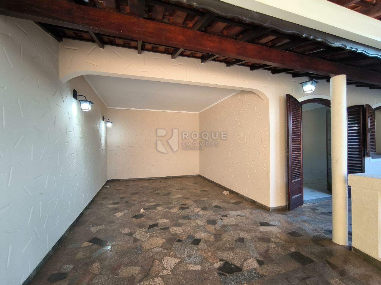 Casa Residencial à venda no bairro Jardim Paulista: GARAGEM