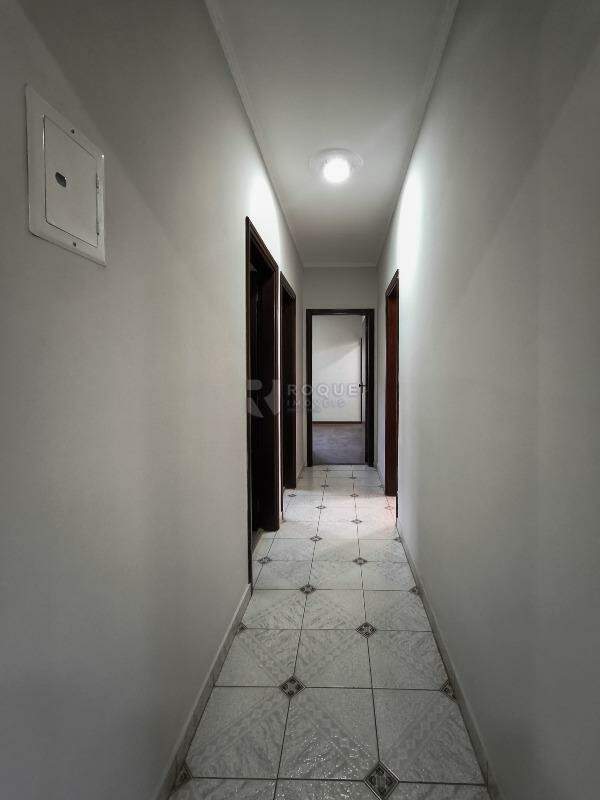 Casa Residencial à venda no bairro Jardim Paulista: CORREDOR INTERNO