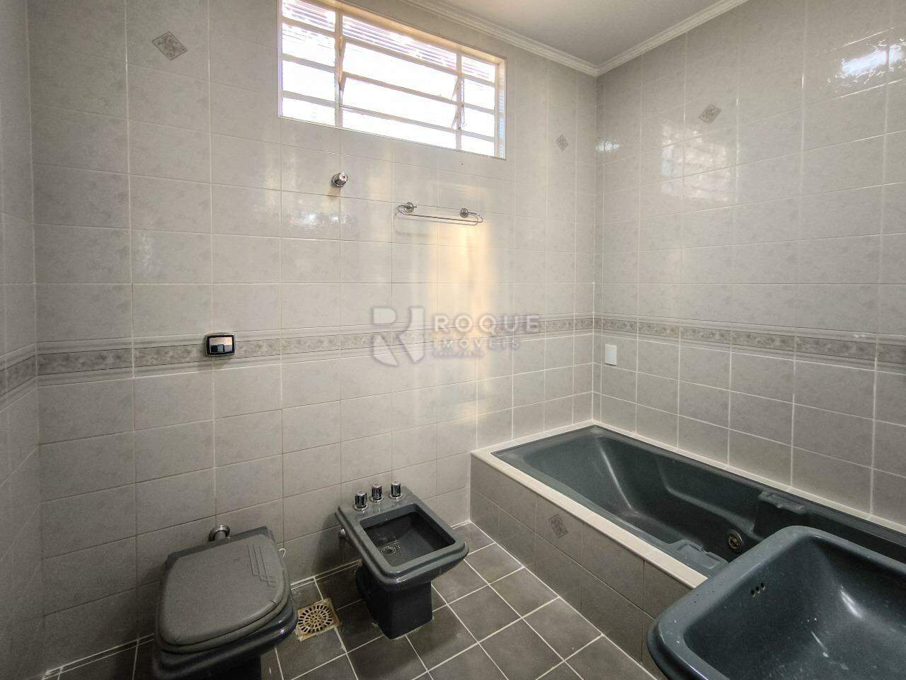 Casa Residencial à venda no bairro Jardim Paulista: WC SUÍTE
