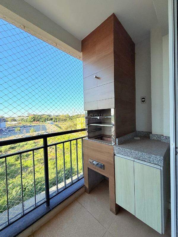 Apartamento para aluguel no bairro Parque Egisto Ragazzo: Sacada