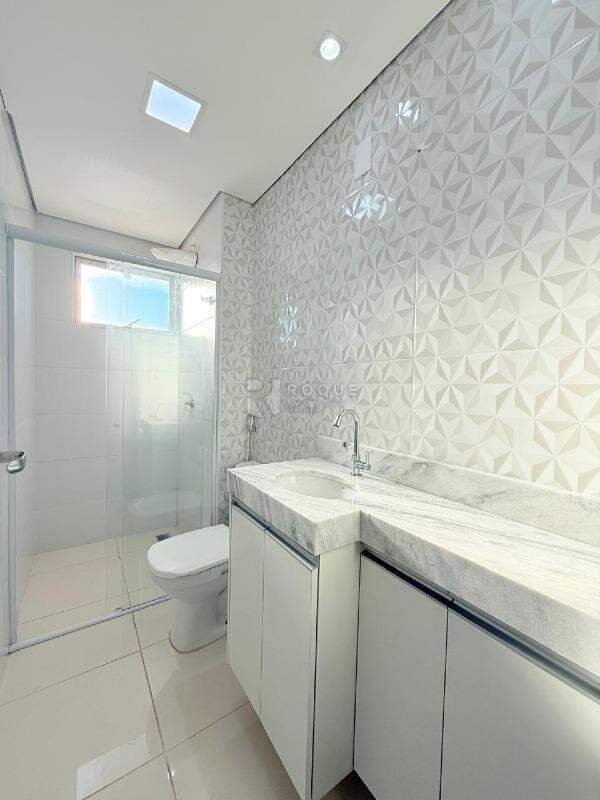 Apartamento para aluguel no bairro Parque Egisto Ragazzo: Wc Social
