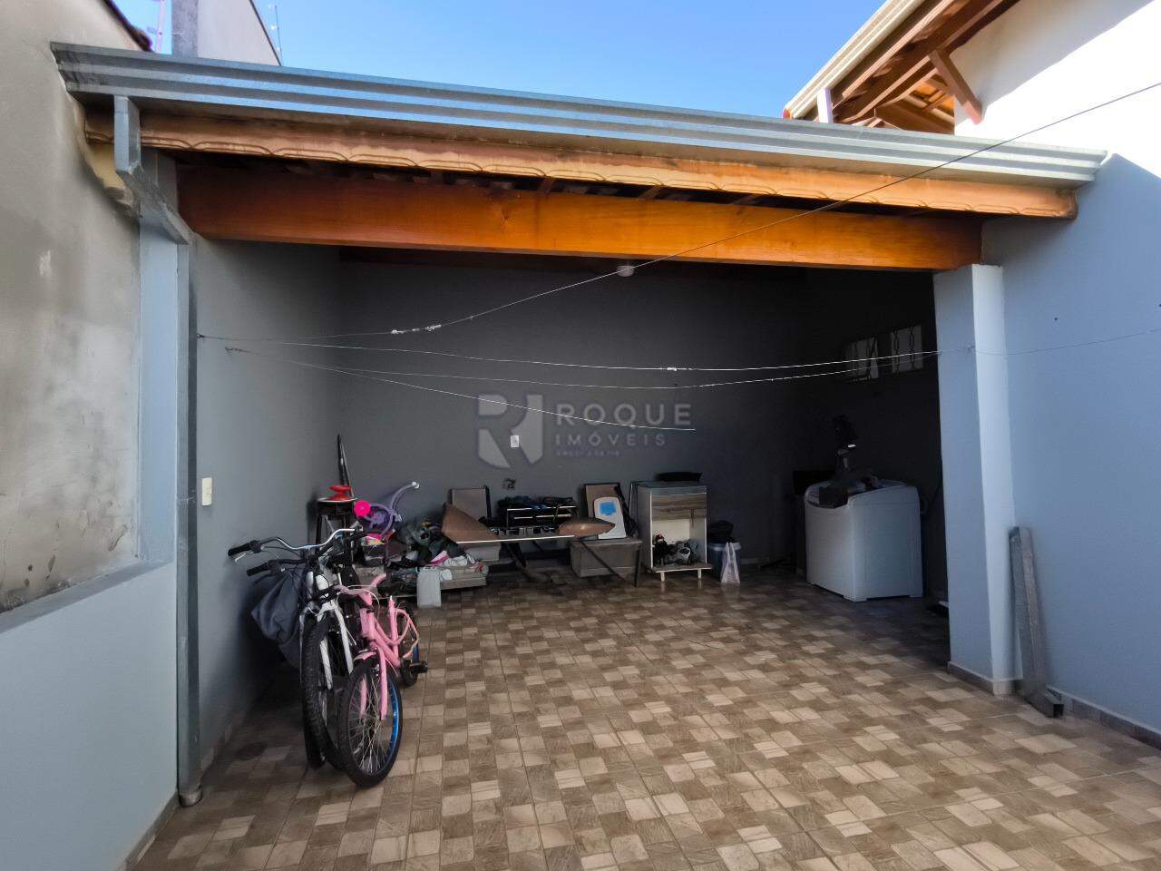 Casa Residencial à venda no bairro Jardim Residencial Guimarães: ÁREA DE SERVIÇO