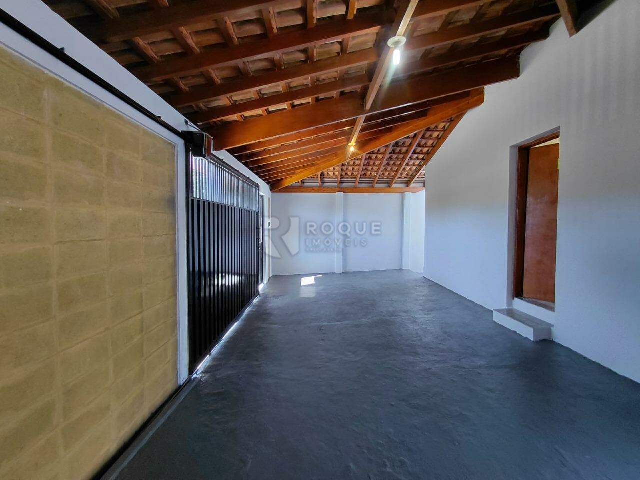 Casa Residencial para aluguel no bairro Jardim Santana: Garagem