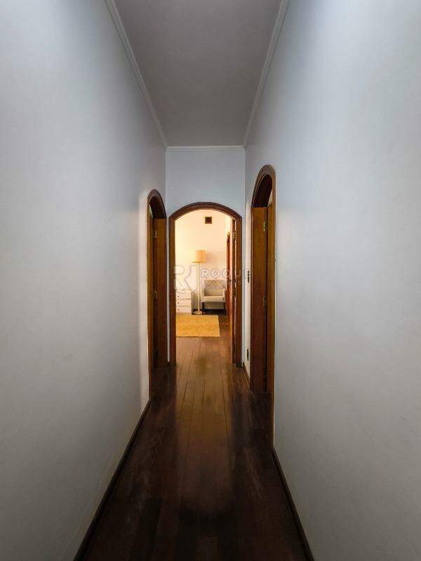 Casa Residencial à venda no bairro Jardim Santa Fé: CORREDOR INTERNO