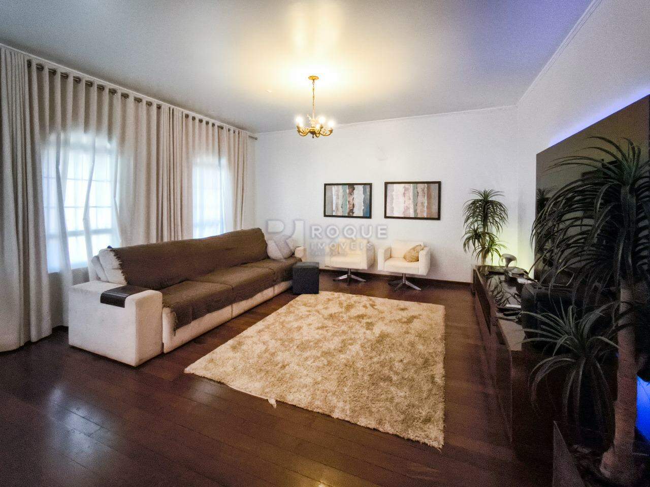 Casa Residencial à venda no bairro Jardim Santa Fé: SALA DE ESTAR