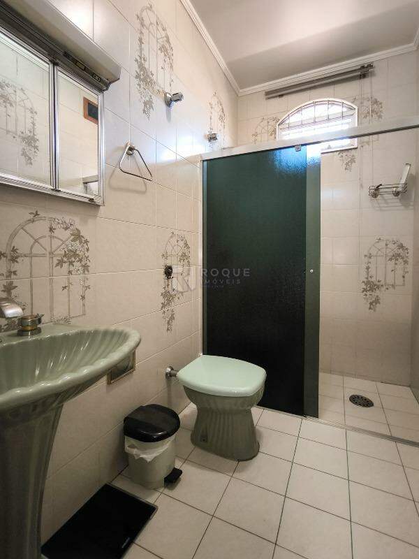 Casa Residencial à venda no bairro Jardim Santa Fé: BANHEIRO SOCIAL